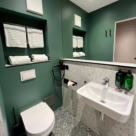 Green Nights Hotel-2